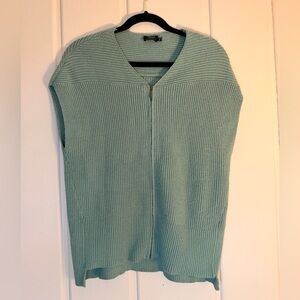Women's V-Neck Sweater Vest - Light Blue